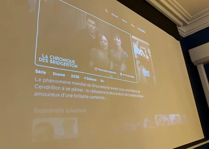 Haussmann Et Cine Experience